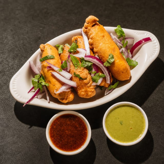 2.Cut Mirchi.